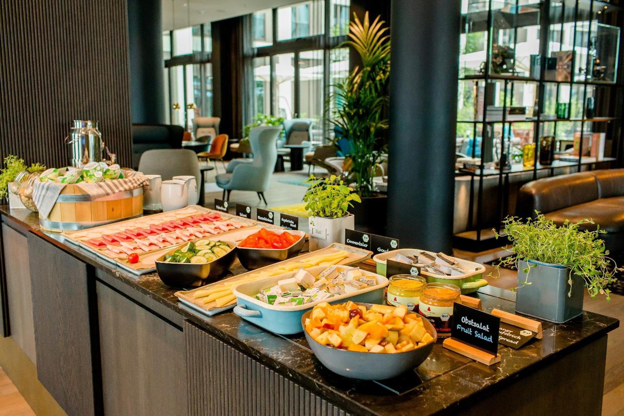Motel One Koeln-Messe Eksteriør bilde
